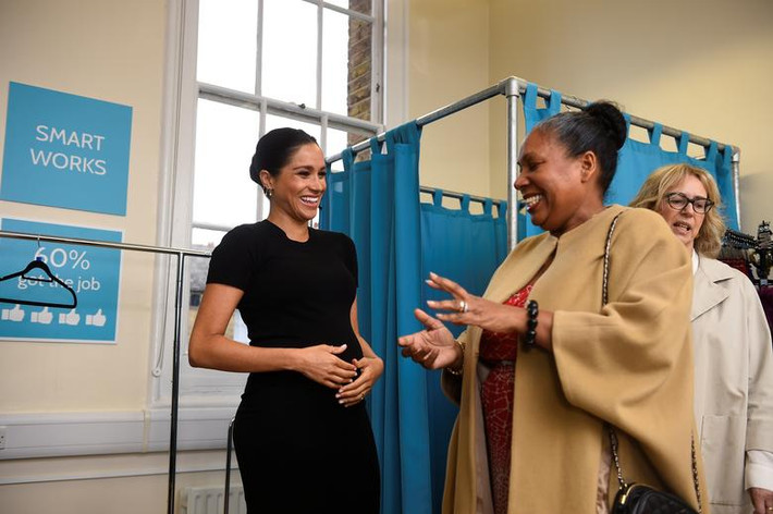 Công nương Meghan Markle thăm tổ chức từ thiện Smart Works ở London hồi tháng 1/2019.