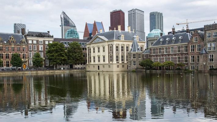 Thành phố The Hague "quy tụ" một số công trình kiến trúc tuyệt vời nhất của Hà Lan cũng như mạng lưới kênh đào tuyệt đẹp.