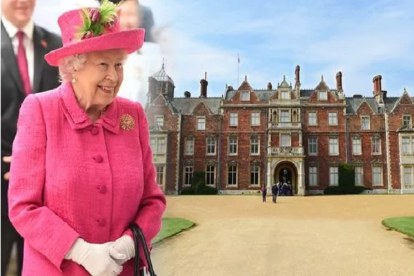 Sandringham House ở hạt Norfolk là nơi mà Nữ hoàng Anh Elizabeth II thường ở để đón Giáng sinh và Năm mới. Ảnh: Getty.