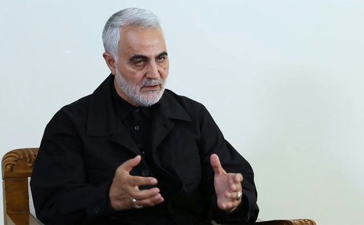 Thiếu tướng Soleimani được mô tả là chiến lược gia quân sự chính trong nỗ lực của Iran chống lại ảnh hưởng của Phương Tây cũng như thúc đẩy tầm ảnh hưởng của Tehran trên khắp Trung Đông. Ảnh: Yahoo.