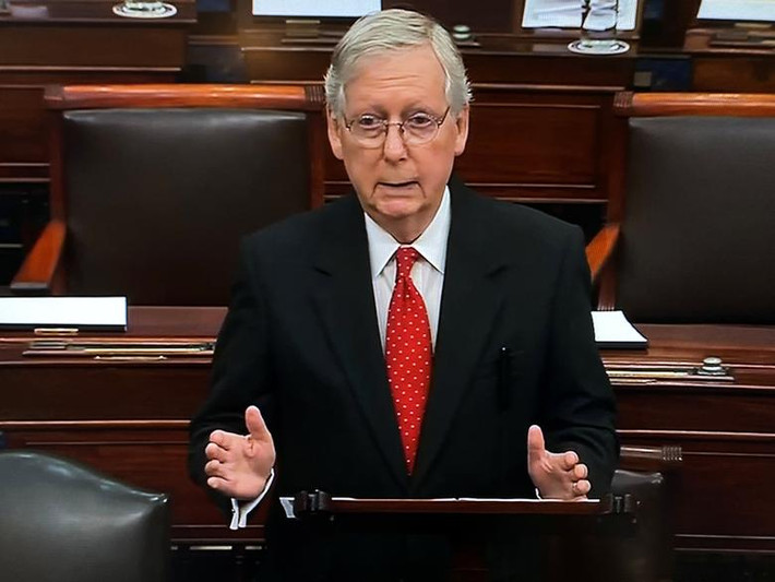 Ông Mitch McConnell, lãnh đạo phe đa số tại Thượng viện, đã đề ra các quy định cơ bản cho phiên tòa bắt đầu hôm 21/1.