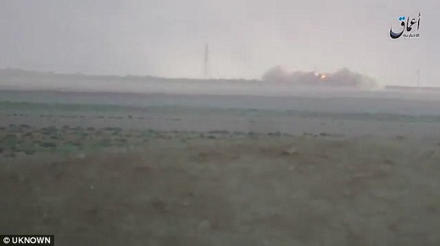 Chiếc trực thăng quân sự Mi-25 rơi ở khu vực gần thành phố Palmyra.