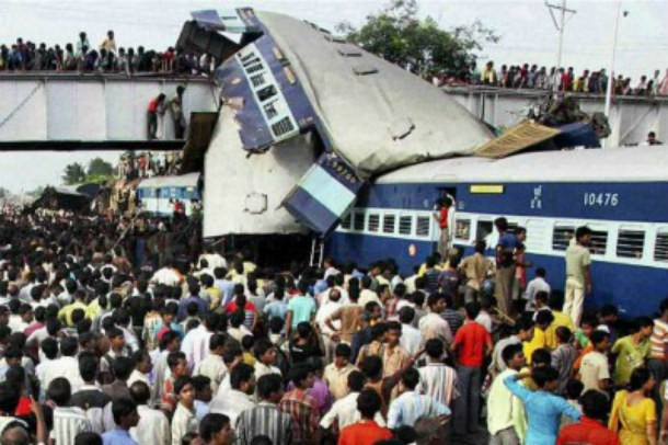 Vụ tai nạn tàu hỏa Firozabad xảy ra gần Firozabad ở Ấn Độ vào ngày 20/8/1995, khi một tàu chở khách đâm vào con tàu khác, khiến 358 người thiệt mạng.