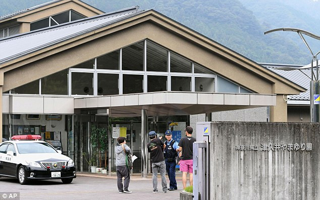 Báo Asahi Shimbun của Nhật đưa tin, nghi phạm Satoshi đã khai nhận với cảnh sát rằng: “Tôi muốn loại bỏ hết những người khuyết tật ra khỏi thế giới này”.