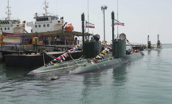 Iran cũng là một quốc gia có hạm đội tàu ngầm lớn trên thế giới, với 24 tàu ngầm.