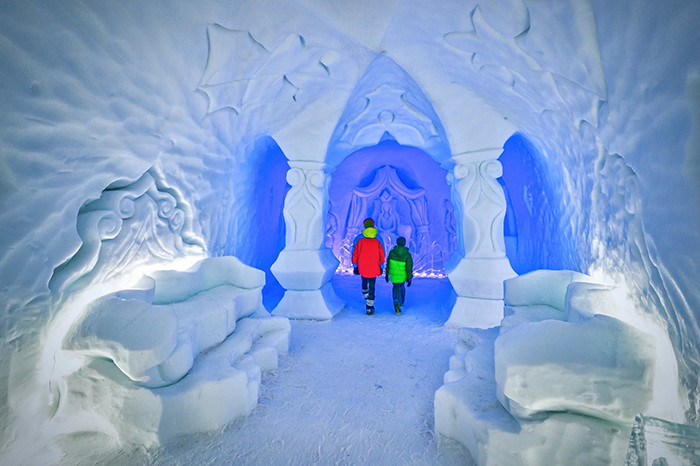 Thị trấn Zakopane là điểm đến nổi tiếng dành cho các bộ môn thể thao mùa đông cũng như du lịch.