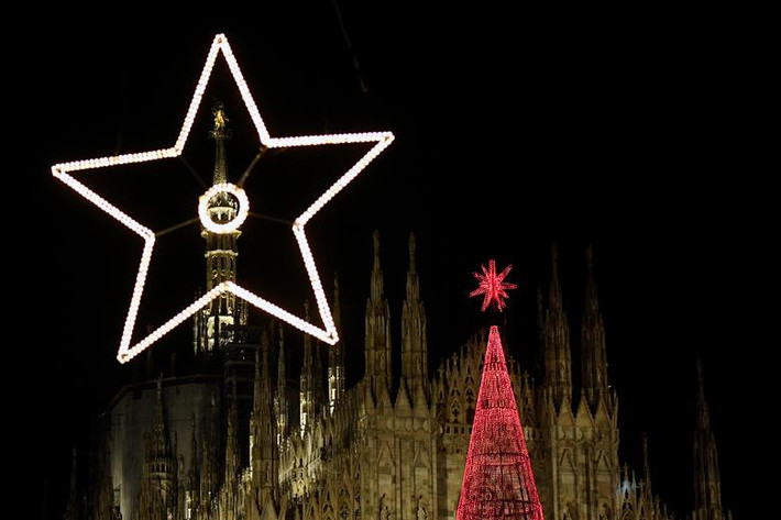 Khu vực Quảng trường Duomo, Milan, Italy.