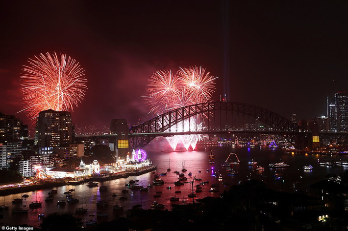 Khoảnh khắc chào năm mới vô cùng ấn tượng tại Sydney.