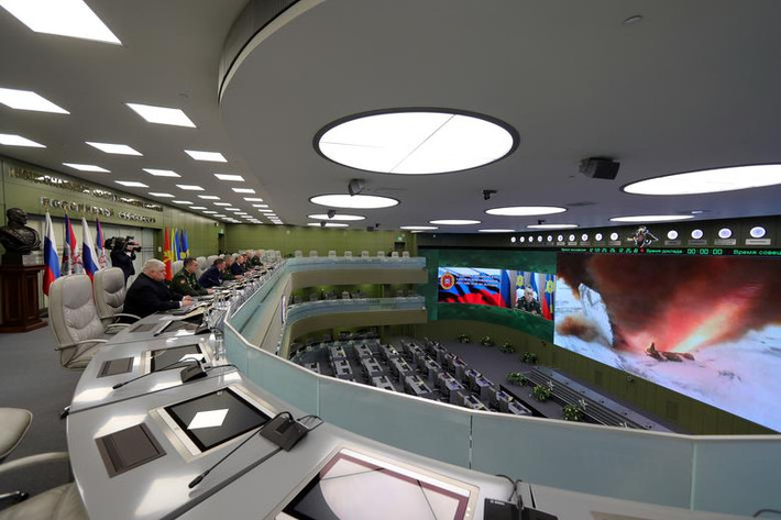Tháng 12/2019, Tổng thống Vladimir Putin tự hào khi nước Nga là quốc gia dẫn đầu về vũ khí siêu thanh và nói rằng các quốc gia khác đang cố gắng bắt kịp Moscow.