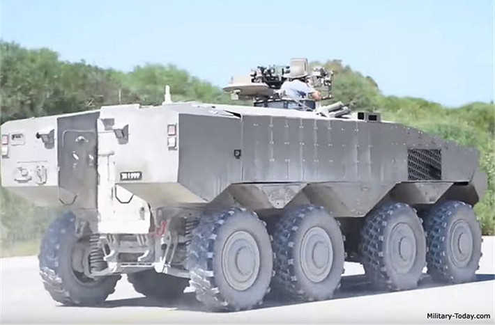 Được trang bị một động cơ 750 mã lực, APC Eitan có thể đạt vận tốc lên tới 90km/h. Ảnh: Military Today.
