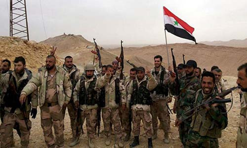 Theo hãng Fars (Iran) đưa tin, Quân đội Syria ngày 28/5 đã đưa ra “tối hậu thư” cho các nhóm phiến quân ở miền bắc Idlib, yêu cầu các tay súng khủng bố phải hạ vũ khí và đầu hàng lực lượng chính phủ Damascus. Ảnh: Almanar.