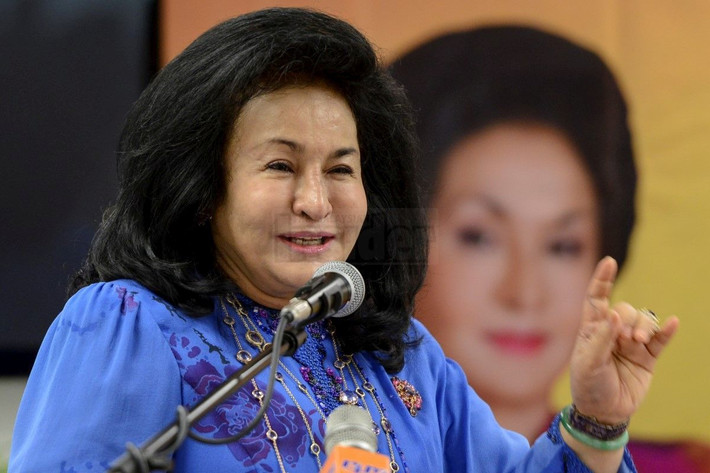 Tuy nhiên, bà Rosmah Mansor nhiều lần lên tiếng bao biện về sở thích tiêu tiền của mình và nói rằng đó là tiền riêng của bà. Ảnh: The Nation.