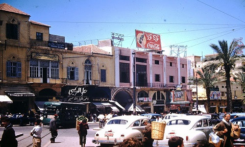 Cuộc sống ở đất nước Lebanon hồi giữa thế kỷ 20 đã được tái hiện một cách sinh động trong loạt ảnh màu dưới đây. Có thể thấy, quốc gia nhỏ ở vùng Trung Đông này từng rất phát triển. (Nguồn ảnh: Vintag)