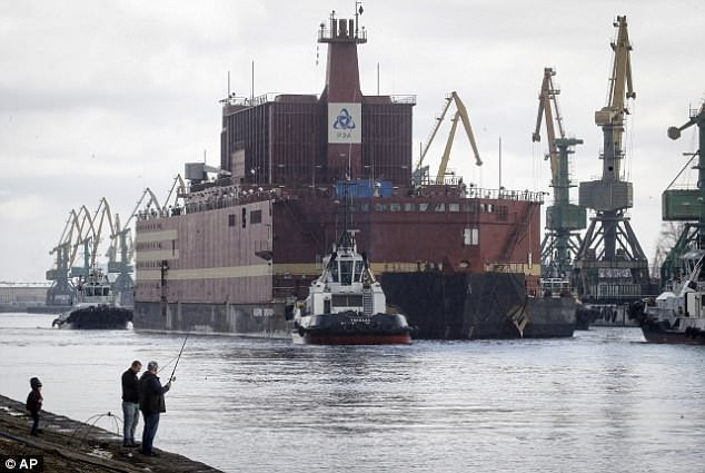Lãnh đạo của Rosatom, Alexei Likhachyov, cho rằng Akademik Lomonosov có thể trở thành nguồn cung cấp điện mới cho những khu vực xa xôi trên thế giới, giúp giảm lượng phát thải khí carbon ra môi trường mỗi năm.