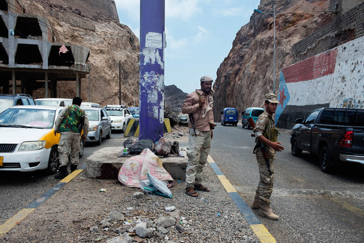Chốt kiểm soát ở Kraytar là mục tiêu tấn công thường xuyên của nhóm khủng bố al-Qaeda.