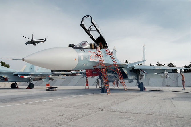 Những chiếc chiến đấu cơ này đều tham gia không kích IS ở Syria.