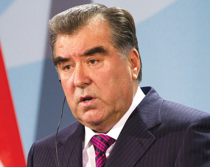 Ông Emomali Rahmon trở thành Tổng thống nước Cộng hòa Tajikistan từ năm 1994 và vẫn đảm nhiệm cương vị này.