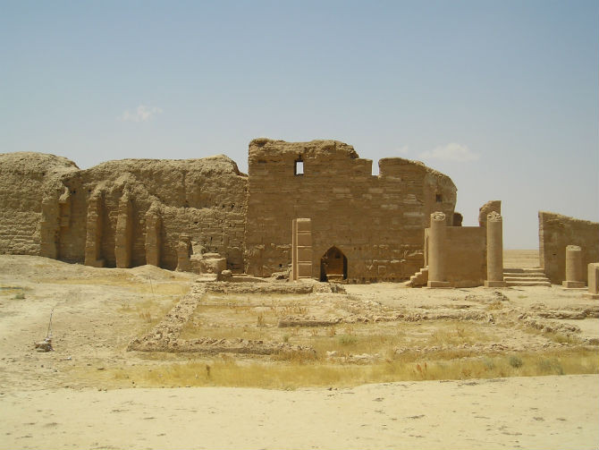 Dura-Europos – thành phố có nhiều đền cổ và một nhà thờ Công giáo lâu đời nhất thế giới – đã bị phiến quân IS phá hủy nặng nề.