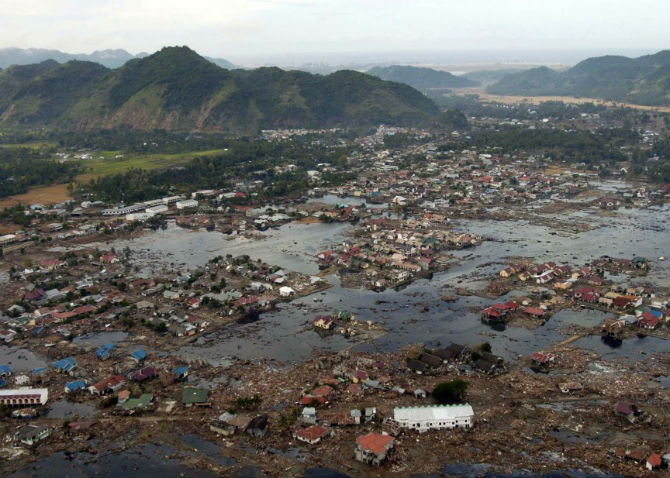 Năm 2004, trận động đất India Ocean ngoài khơi Indonesia sau đó gây sóng thần đã cướp đi sinh mạng của hơn 230 nghìn người tại 14 quốc gia.