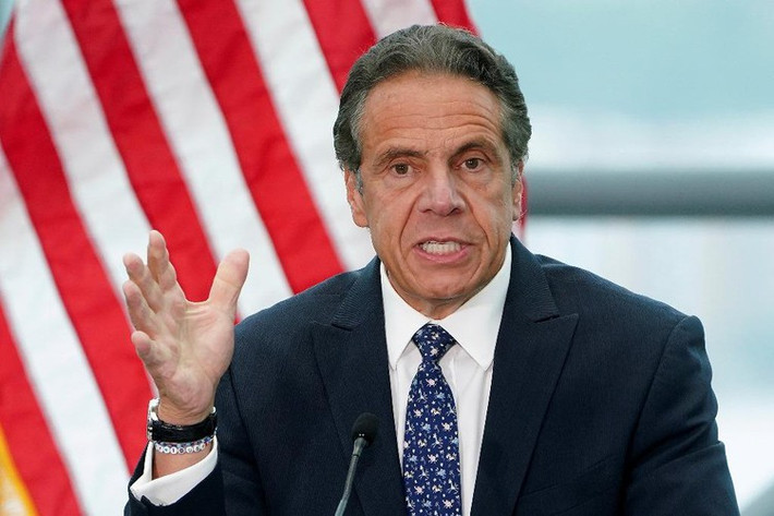 Ngày 10/8, Thống đốc bang New York Andrew Cuomo thông báo quyết định từ chức vì bê bối quấy rối tình dục. Ảnh: Reuters.
