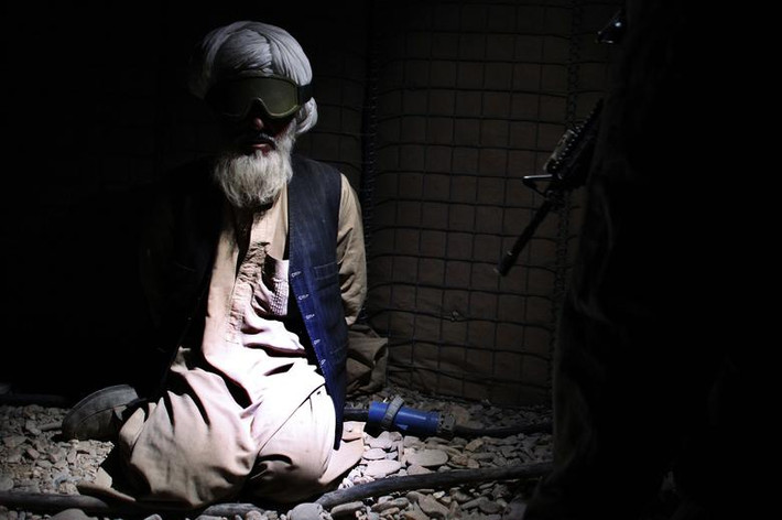 Cuộc xung đột tại Afghanistan 20 năm qua đã cướp đi sinh mạng của 47.245 dân thường nước này. Theo ước tính của Đại học Brown, 444 nhân viên cứu trợ nhân đạo đã thiệt mạng, tính đến tháng 4. Ủy ban Bảo vệ Nhà báo cho biết, 75 nhà báo và nhân viên truyền thông bị giết ở Afghanistan từ năm 2001 đến nay.