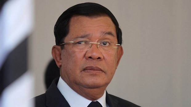 Ngày 19/6/2021, Thủ tướng Campuchia Hun Sen thông báo ông sẽ cách ly 14 ngày do có tiếp xúc gián tiếp với bệnh nhân COVID-19. Thủ tướng Campuchia cũng khẳng định vẫn làm việc với các cơ quan chức năng và lực lượng vũ trang bình thường, cũng như họp trực tuyến qua hệ thống Zoom. Trước đó, vào tháng 11/2020, ông Hun Sen cũng đã tự cách ly 14 ngày sau khi tiếp xúc với quan chức mắc COVID-19. Ảnh: CGTN.