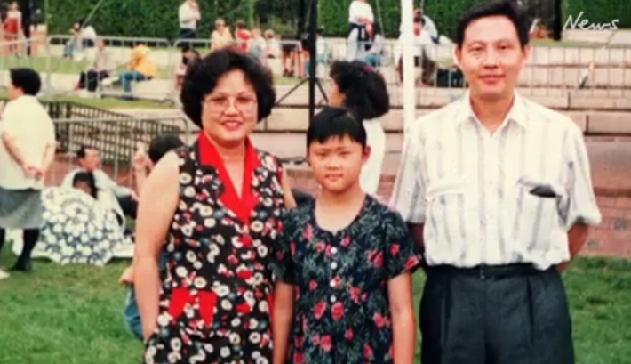 Không thấy con trở về vào buổi chiều cùng ngày, gia đình Diec vội trình báo cảnh sát. Các cuộc điều tra tiết lộ rằng, bé gái đã không đến ga tàu để mua vé tuần như thường làm vào mỗi sáng thứ Hai. Ảnh chụp màn hình.