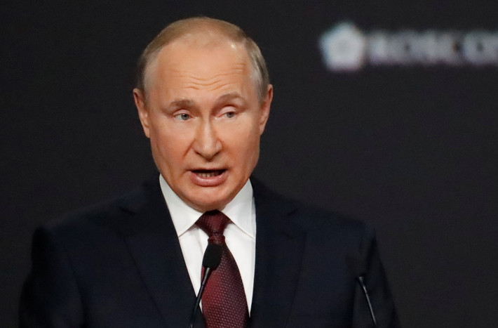 Được biết, trước Tổng thống Putin, nhiều vị nguyên thủ quốc gia trên thế giới cũng đã phải tự cách ly vì tiếp xúc với người mắc COVID-19 hoặc bản thân nhiễm virus. Ảnh: Reuters.