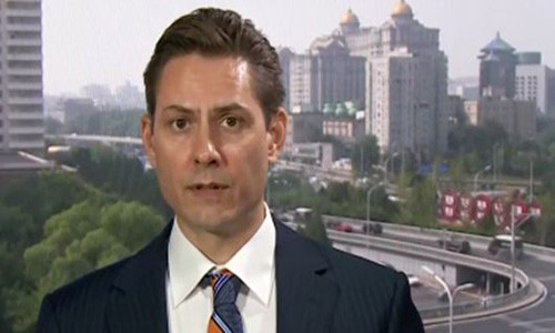 Tờ báo South China Morning Post đưa tin, Kovrig có thể nói tiếng Quan thoại. Ông làm việc như một chuyên gia toàn thời gian cho Nhóm Khủng hoảng Quốc tế từ tháng 2/2017. Ảnh: CNBC.