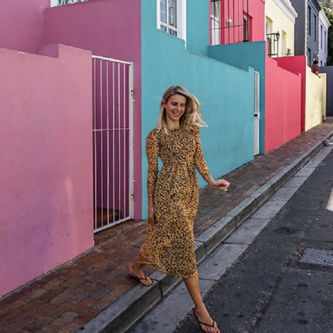 Nữ cảnh sát xinh đẹp tại Cape Town hồi tháng 12/2018. Ảnh: Instagram.