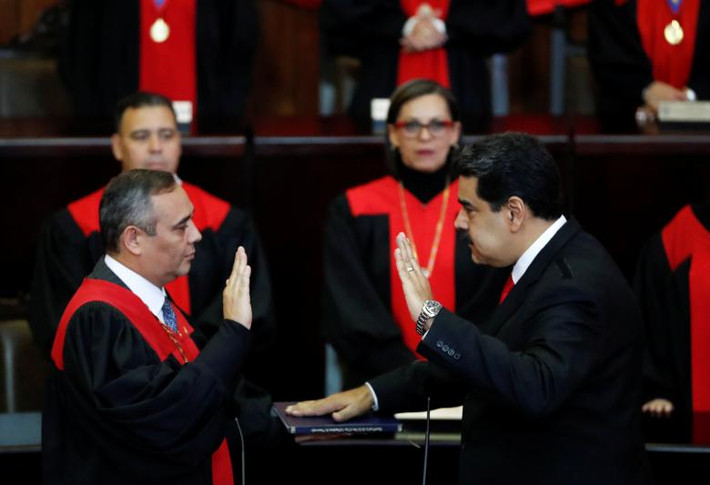 Như vậy, ông Maduro sẽ tiếp tục nhiệm kỳ Tổng thống Venezuela lần thứ hai giai đoạn 2019-2025.