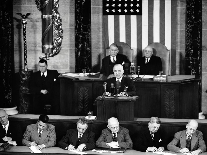 Bài phát biểu Thông điệp Liên bang của Tổng thống Mỹ Harry S.Truman ngày 5/10/1947 là bài phát biểu Thông điệp Liên bang đầu tiên được phát sóng trực tiếp trên ti vi.