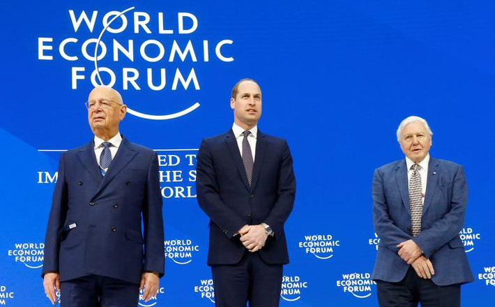 Nhà sáng lập WEF Klaus Schwab, Hoàng tử Anh William và nhà tự nhiên học người Anh David Attenborough David Attenborough có mặt tại hội nghị diễn đàn WEF ngày 22/1.