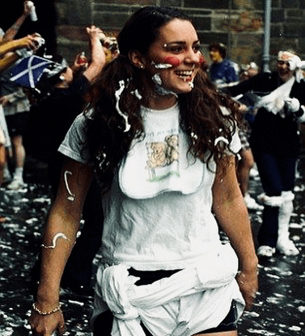 Chắc hẳn nhiều người sẽ tự hỏi người này có đúng là Công nương Kate Middleton trước khi lấy chồng?