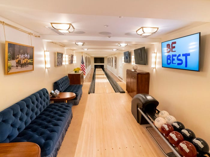 Khu vực chơi bowling trong Nhà Trắng hồi năm 2019.