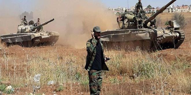 Theo hãng Fars (Iran) ngày 13/2, Quân đội Syria đã tiến hành đợt oanh kích dữ dội nhằm vào các căn cứ của nhóm khủng bố HTS ở khu vực Bắc Hama và Nam Idlib. Ảnh: SANA.
