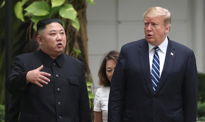 Ngay sau đó Thư ký báo chí nhà Trắng Sarah Sanders xác nhận Hội nghị Thượng đỉnh Mỹ-Triều lần 2 đã không đạt được thỏa thuận sau hai ngày làm việc, song hai bên tiếp tục mong đợi các cuộc gặp trong tương lai.