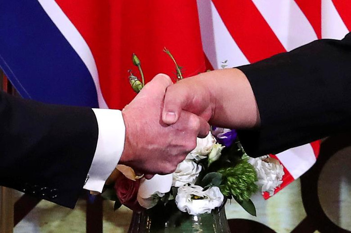 Cả ông Kim và ông Trump đều dành cho nhau những lời ca ngợi, đồng thời bày tỏ tin tưởng rằng hội nghị thượng đỉnh lần 2 tại Hà Nội sẽ diễn ra thành công.