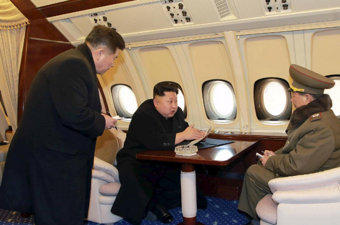 Được biết, em gái của của ông Kim Jong-un là bà Kim Yo Jong từng ngồi trên chiếc "Chammae-1" này để bay sang Hàn Quốc tham dự Thế vận hội mùa Đông vào tháng 2/2018. Nhà lãnh đạo Triều Tiên Kim Jong-un cũng đã sử dụng chuyên cơ Chammae-1 trong chuyến thăm thành phố Đại Liên, Trung Quốc, vào tháng 5/2018. Ảnh: Reuters.