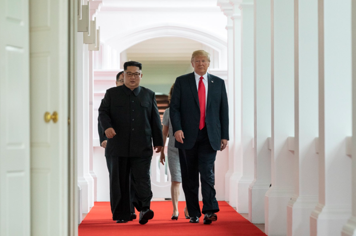 Cuộc gặp thượng đỉnh Mỹ-Triều lần 2 giữa Tổng thống Mỹ Donald Trump và nhà lãnh đạo Triều Tiên Kim Jong-un sẽ diễn ra tại Hà Nội vào ngày 27-28/2 tới. Dư luận có thể đang quan tâm liệu ông Kim Jong-un sẽ đi cùng ai đến dự cuộc gặp thượng đỉnh lịch sử này? Ảnh: Wikipedia.