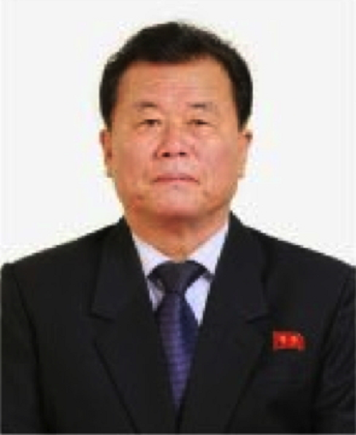Rodong Sinmun cho biết thêm, đoàn tháp tùng ông Kim Jong-un lần này còn có ông O Su Yong, Phó chủ tịch Đảng Lao động Triều Tiên phụ trách vấn đề kinh tế. Ảnh: NKLW.