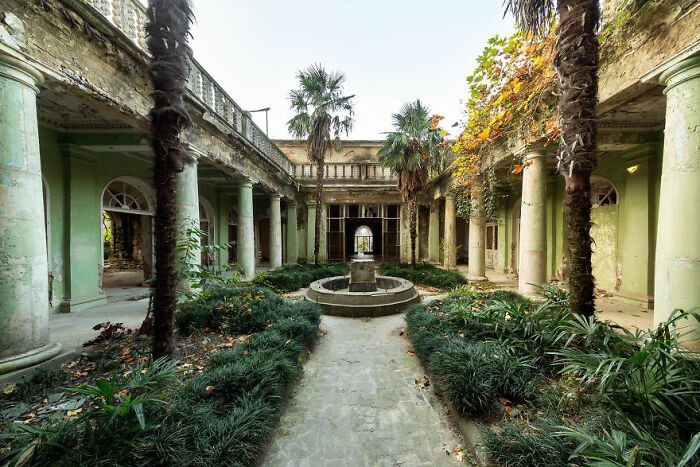 "Spa" thời Liên Xô ở Georgia.