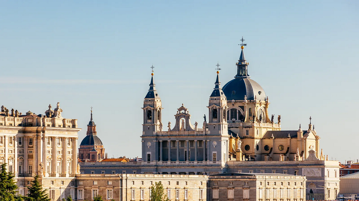 Madrid là thủ đô cao thứ hai của Châu Âu khi nằm ở độ cao khoảng 667 mét so với mực nước biển. Ảnh: GI.