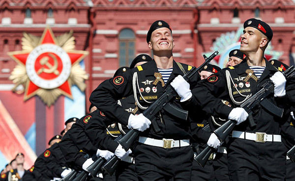 Quân nhân Nga diễu binh ở Quảng trường Đỏ, thủ đô Moscow (Nga) hồi tháng 5/2016 nhân kỷ niệm 71 năm ngày chiến thắng Phát xít Đức trong cuộc Chiến tranh Thế giới thứ 2.