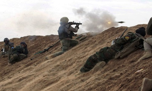 Hình ảnh giao tranh ác liệt trong chiến dịch giải phóng thành phố Mosul khỏi IS. Ảnh: FNA.