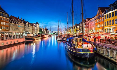 Thành phố nổi Copenhagen là một trong những điểm du lịch nổi tiếng ở Đan Mạch với những phong cảnh tuyệt đẹp. Du khách đến đây còn có thể được thưởng thức nhạc sống,...