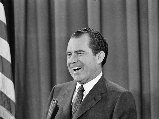 Richard Nixon tuyên thệ nhậm chức năm 1969.