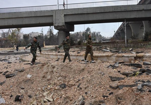 Quân đội Syria đã giải phóng hoàn toàn quận chiến lược Sheikh Saeed và tiếp tục chiến dịch quân sự nhằm giành lại quyền kiểm soát những khu dân cư cuối cùng hiện vẫn bị phiến quân chiếm đóng ở khu vực phía đông nam Aleppo.