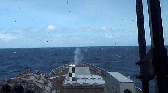 Trang mạng Spsnavalforces của Ấn Độ đưa tin hải quân nước này vừa qua tiến hành thử nghiệm bắn tên lửa chống hạm BrahMos từ tàu khu trục INS-Kolkata trên biển Arab.