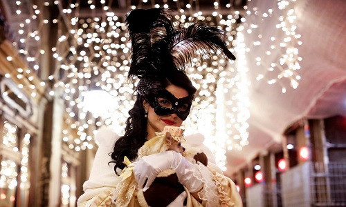 Lễ hội hóa trang Carnival ở thành phố Venice, Italy, ngày 17/2/2017.